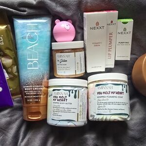 NWT Aminnah You Melt My Heart Bundle!